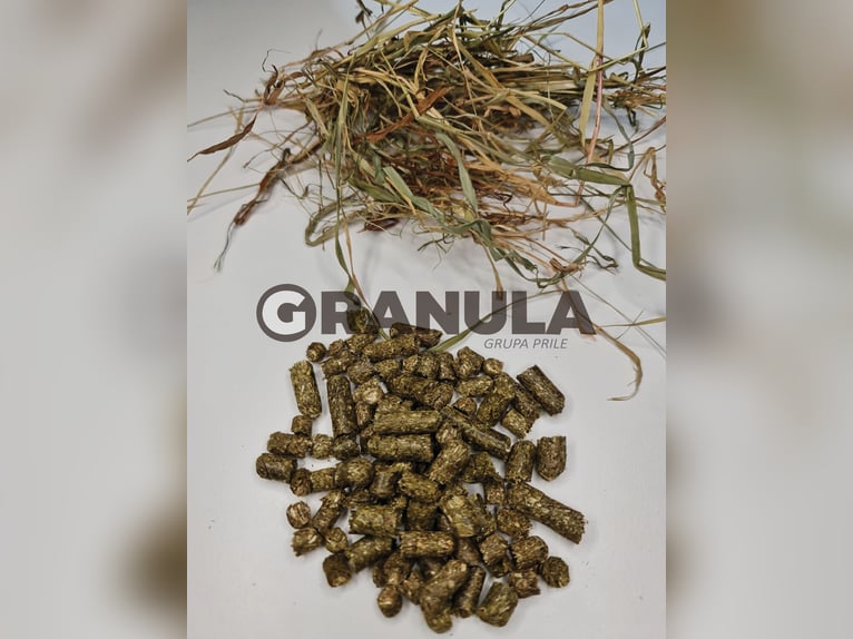 Polnischer Produzent - Wiesengrascobs / Wiesengras pellets