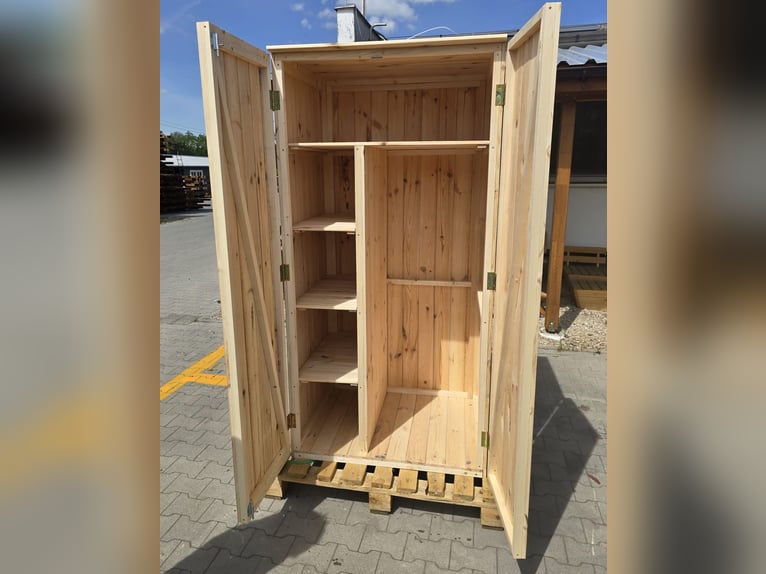 Sattelschrank Stallspind Massivholz 120 x 75 x 200 cm NEU