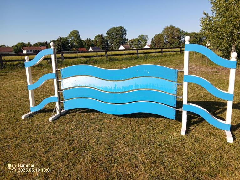 Springreit-Hindernis / Pferdesprung – Wellenform – gebraucht