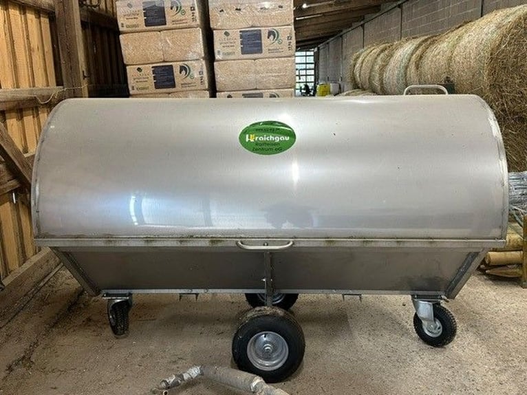 KNEILMANN Mistcontainer aus Edelstahl mit Edelstahldeckel, 2400 Liter 