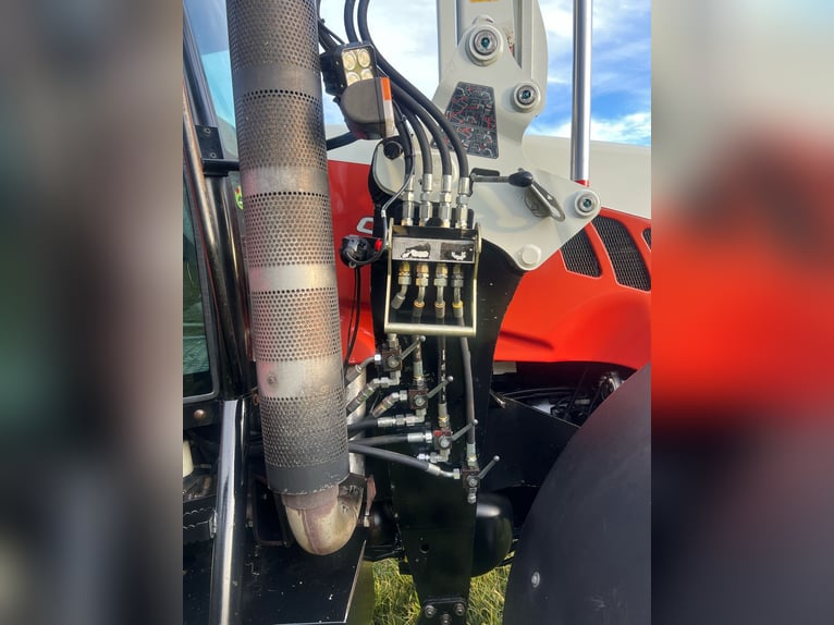 landwirtschaftlicher Traktor