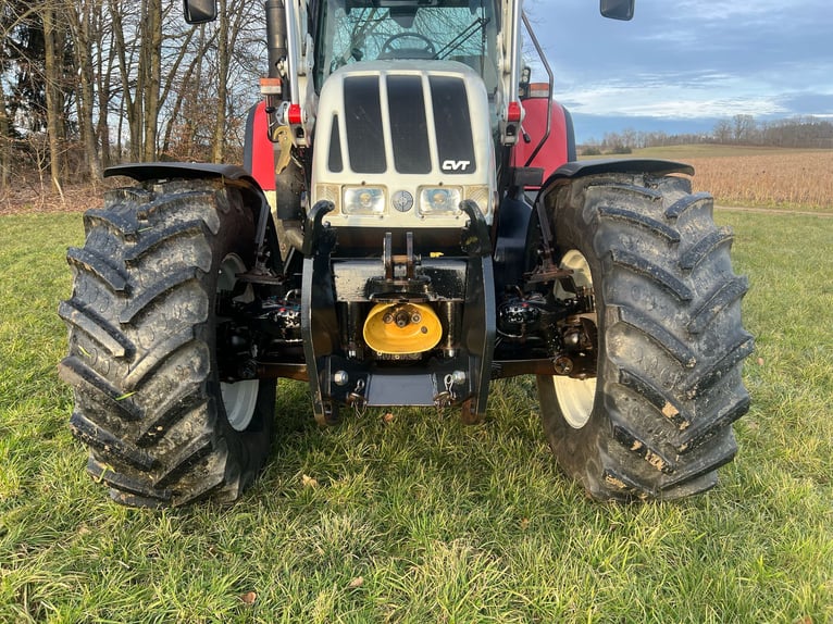 landwirtschaftlicher Traktor