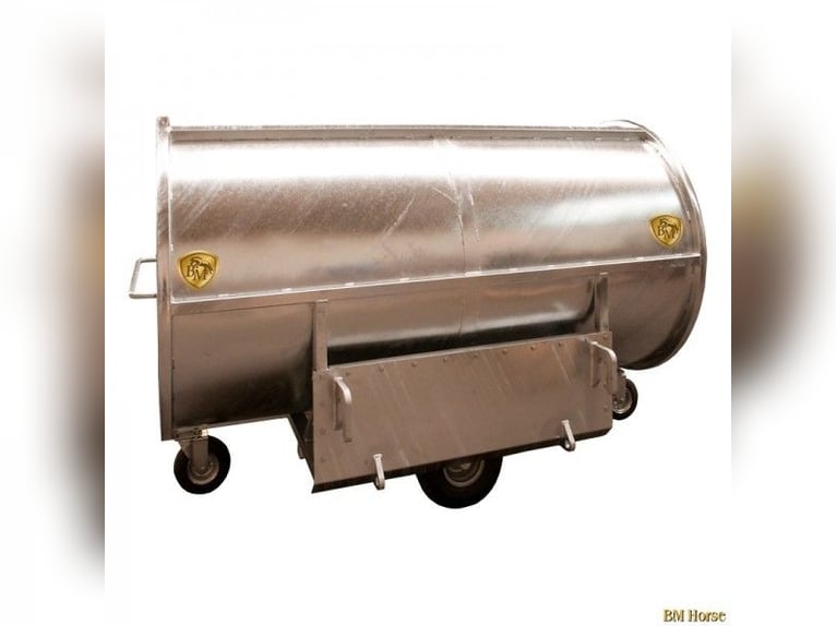 Mistakarre für Pferdeställe