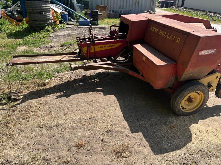 New Holland 266. Haybaler Hooipakjesmachine