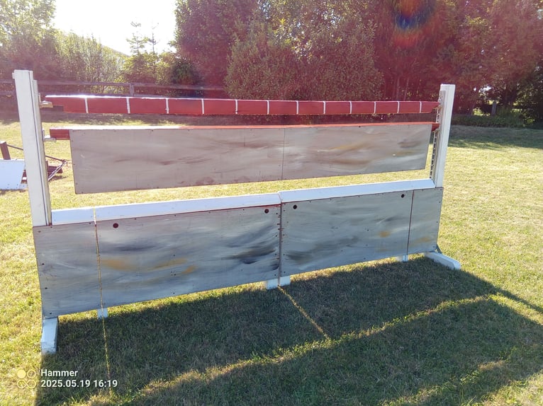 Springhindernis ,,Mauer" zu verkaufen 