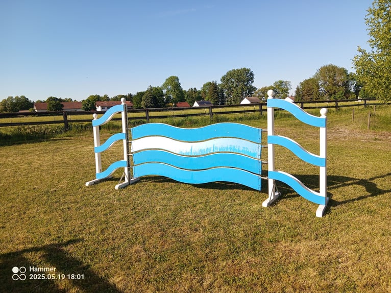 Springreit-Hindernis / Pferdesprung – Wellenform – gebraucht