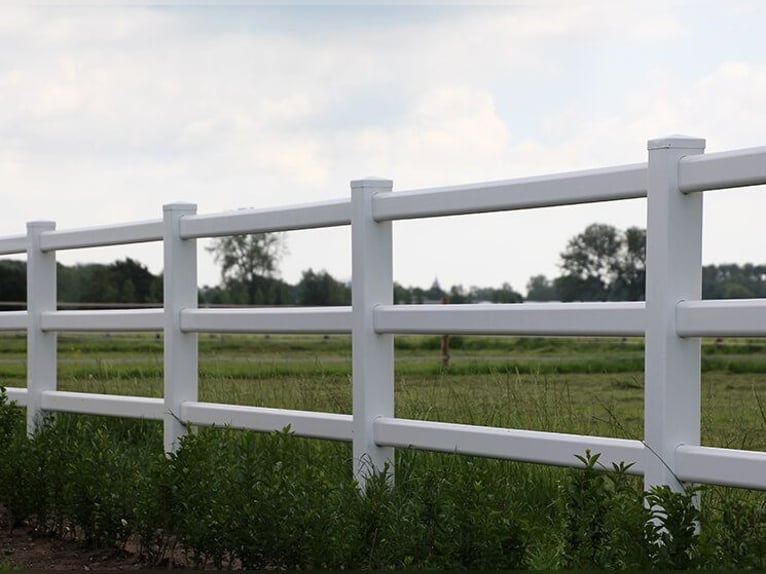 White plastic fence | Plastic garden fence | Plastic fencing