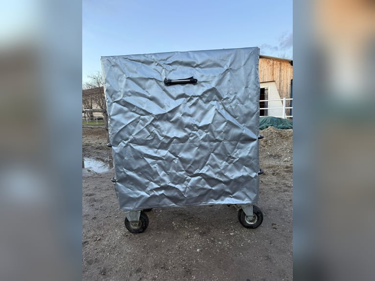 Alfako Maxi Prestige Horse Show Cabinet including 2 covers & top cabinet