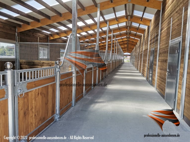 AMERICAN BARN - TOP Stallbau, Pferdestall bauen, Außenboxen und Pferdeboxen, Offenstall, Weidehütte