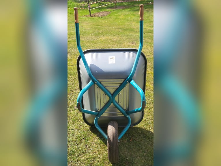 Mefro Wheelbarrow, 140 liters, in excellent condition for sale