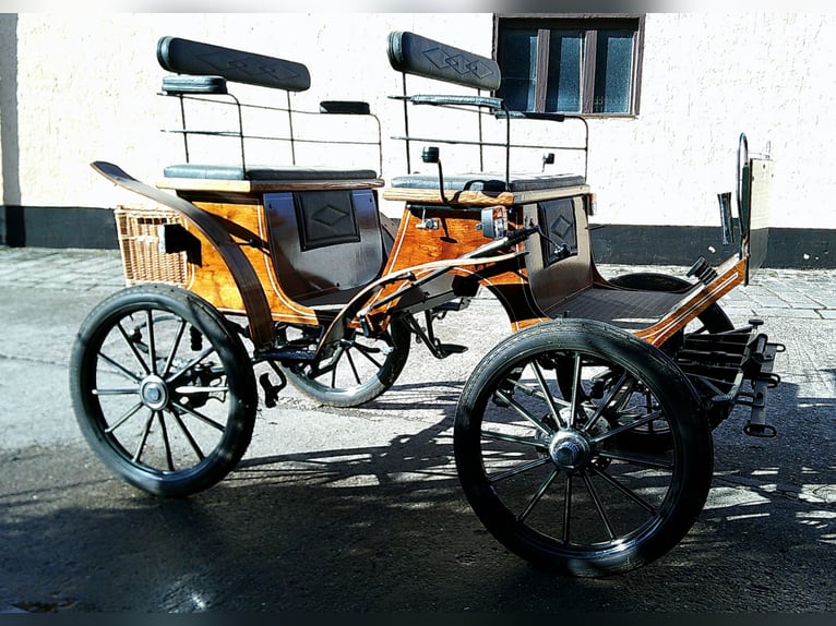 Comfortable hunting horse with electric equipment