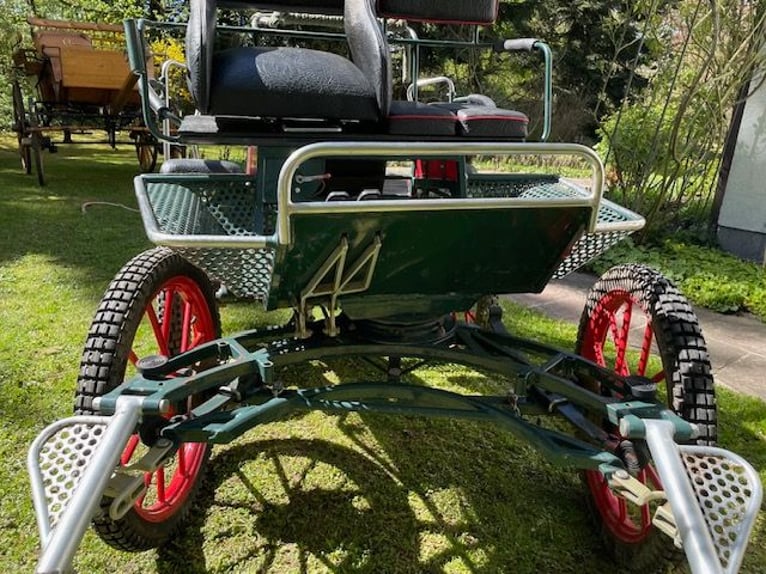 Light groundwork and training cart – reliable, safe, and ready for new challenges