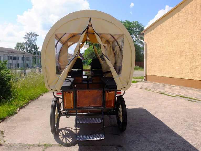 Neuer Planwagen m. 2m Sitzbänken!