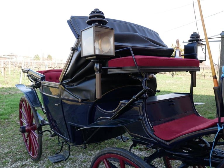 Austrian-style Landau carriage by Bohrer, circa late 1800s