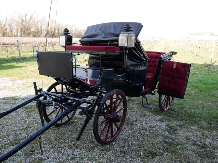 Austrian-style Landau carriage by Bohrer, circa late 1800s