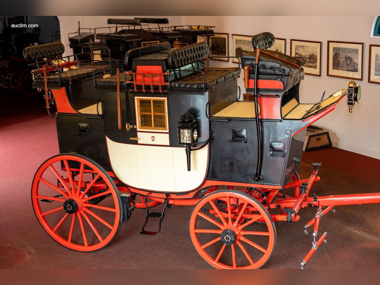 Private Road Coach No. 6693 ("Mailassen")