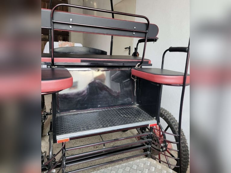 For sale: Like-new carriage