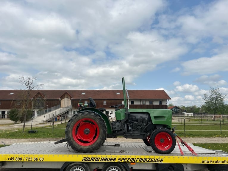 FENDT Farmer 200 V Traktor Schmalspurschlepper 38 PS TOP ZUSTAND