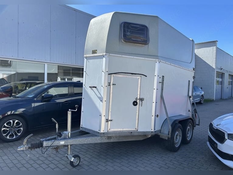 Gemballa Horse Trailers for Rent