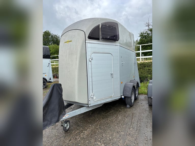 Humbauer Horse Trailer Xanthos