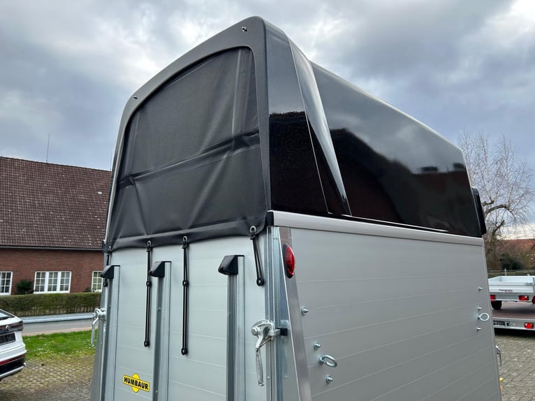 Humbaur Pferdeanhänger Single Alu Black 1600 1,6t Sattelkammer 100km/h