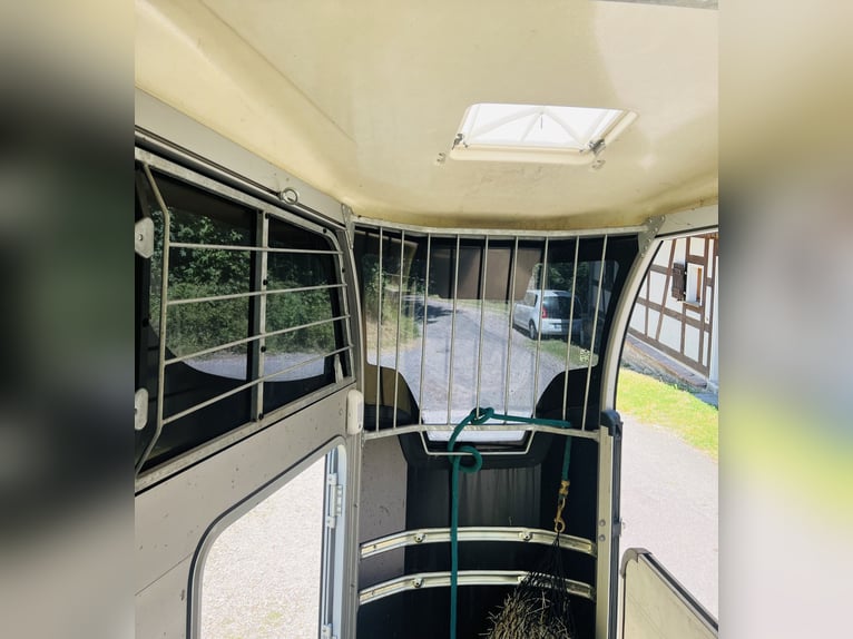 Ifor Williams HBX 506 with front entry, 2.6-ton premium trailer