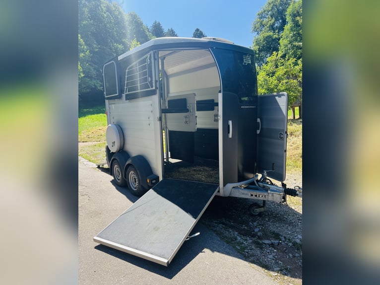 Ifor Williams HBX 506 with front entry, 2.6-ton premium trailer