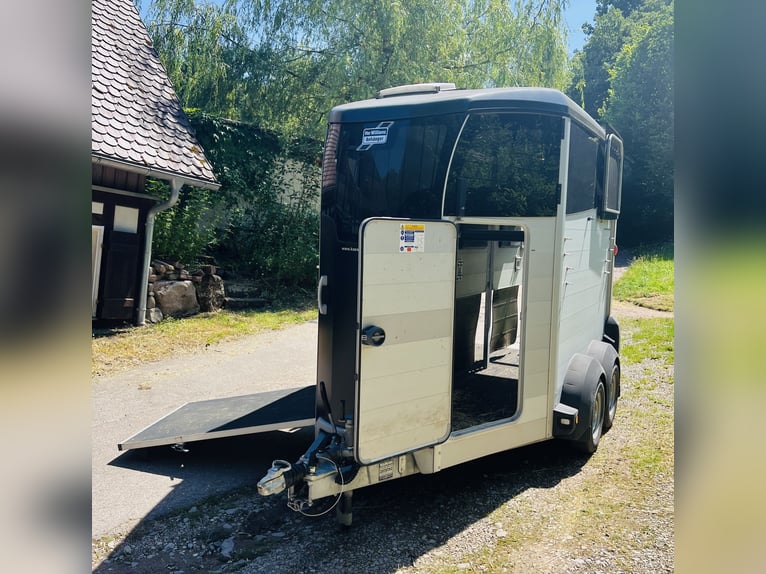Ifor Williams HBX 506 with front entry, 2.6-ton premium trailer