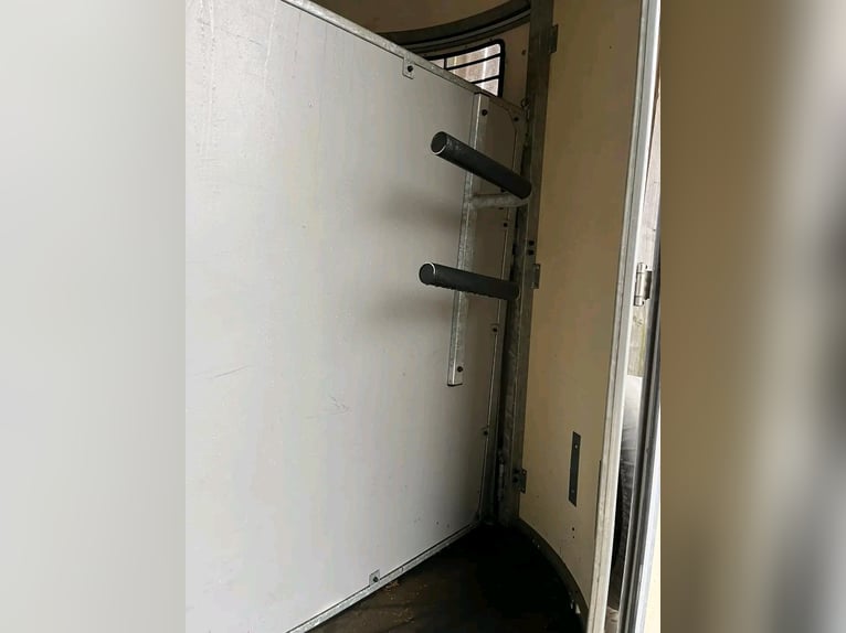 Fautras Oblic +2 Horse Trailer – Used Model