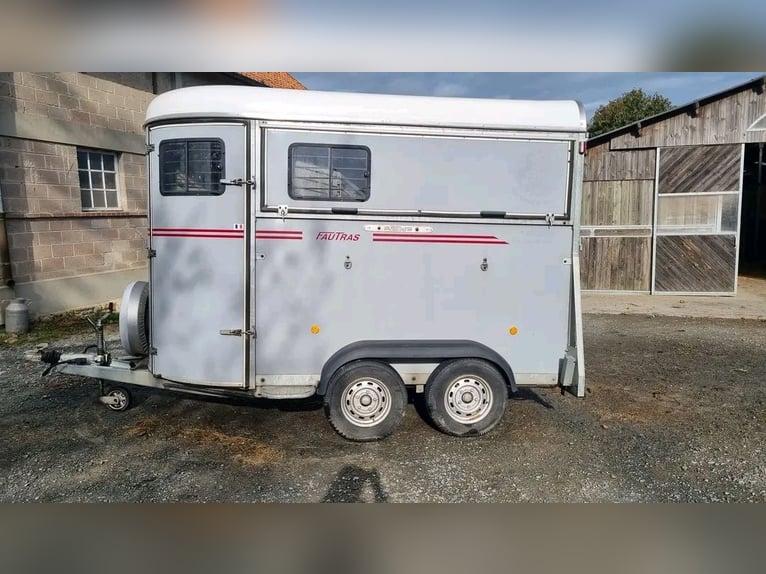 Fautras Oblic Two-Horse Trailer