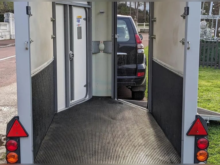 Ifor Williams HB 403