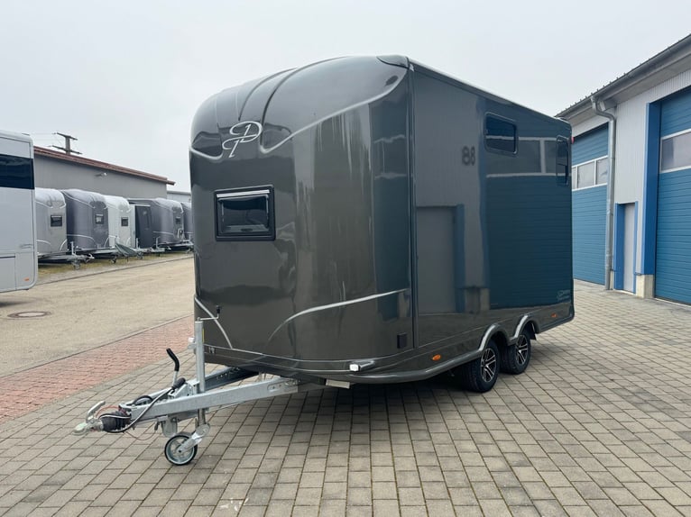 Pferdeanhänger Pferdetransporter DT Trailer 2 Pferde mit Wohnung/Sattelschrank Viehtransporter