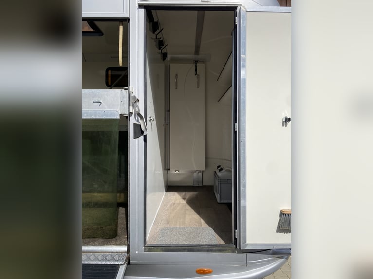 Pferdeanhänger Steinsberger / Dickenherr Anka 2 Pferde Hängers 