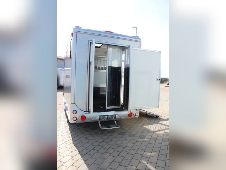 Two-horse trailer with small living compartment, 2.7 tons, horse transporter, stallion equipment