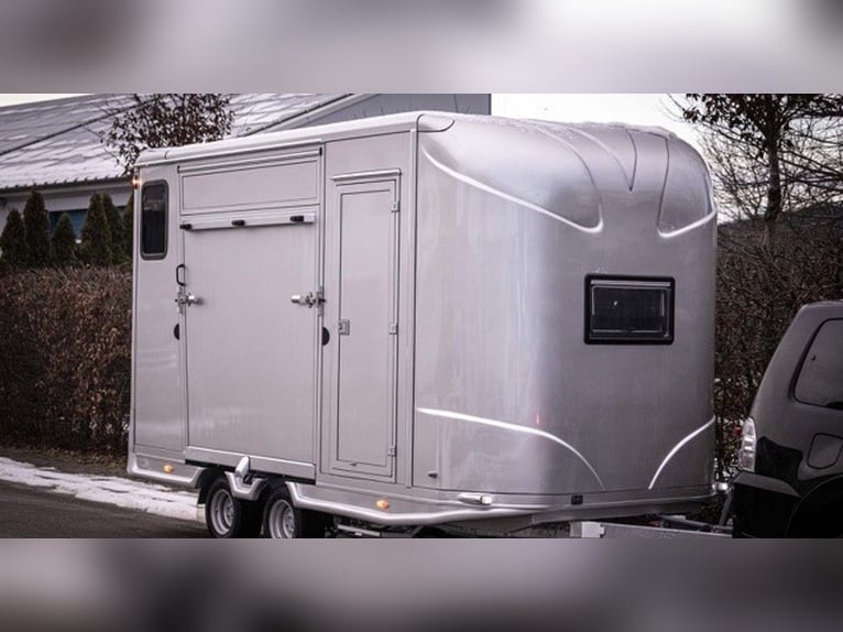 Two-horse trailer with small living compartment, 2.7 tons, horse transporter, stallion equipment
