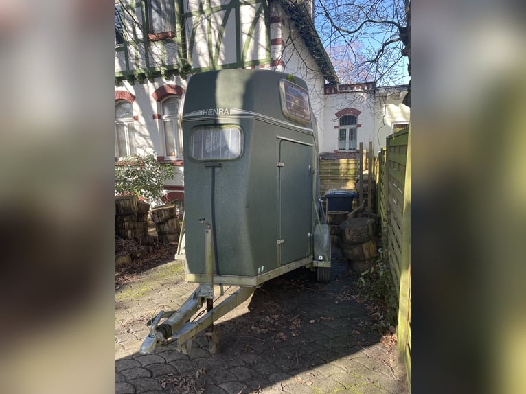 Two-horse horse trailer