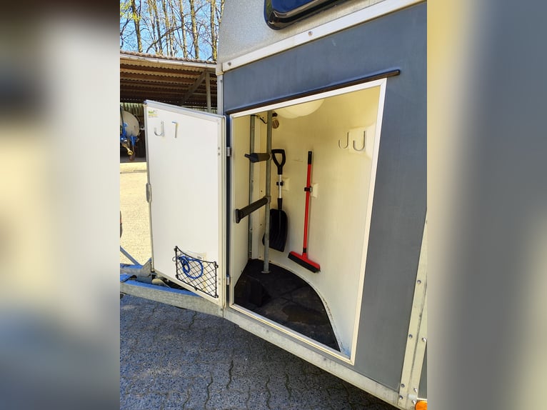 Böckmann Duo Esprit CG Horse Trailer / Year of Manufacture 05/2017 / 2000 kg / Valid TÜV until 10/20