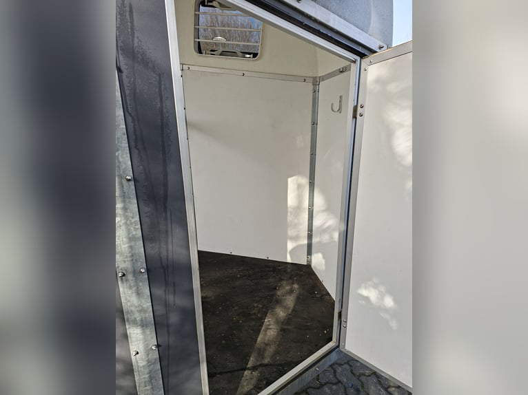 Böckmann Duo Esprit without tack room, new tires, new TÜV