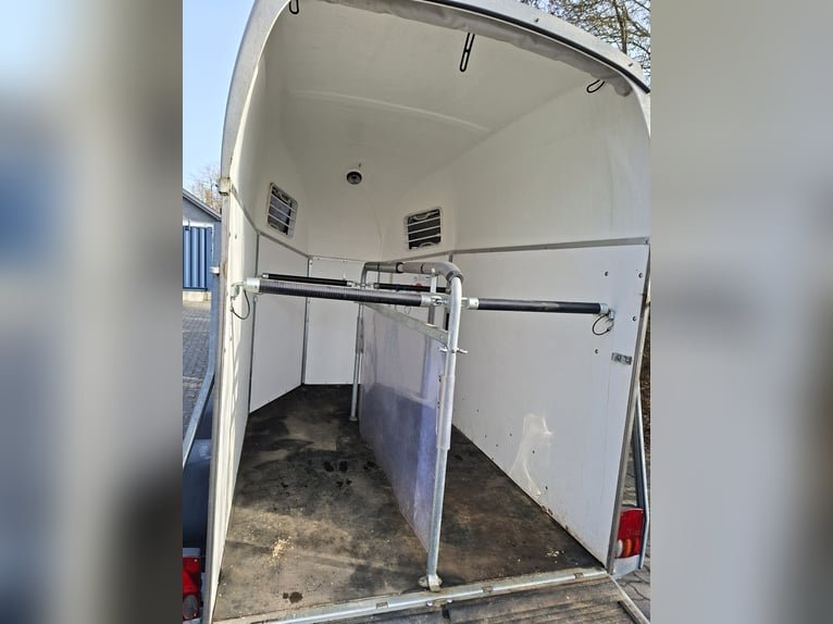 Böckmann Duo Esprit without tack room, new tires, new TÜV