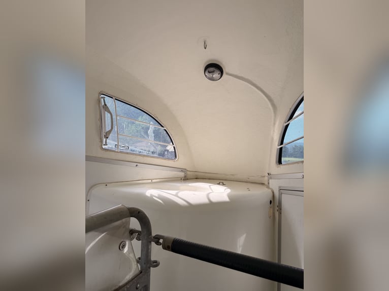 Böckmann Duo horse trailer