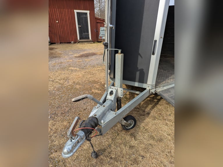 Cheval Liberte front exit horse trailer