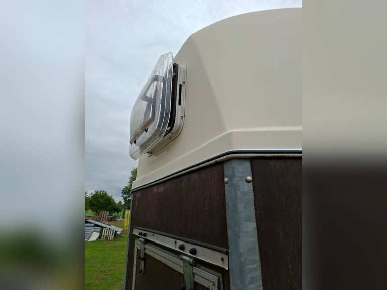 Krämer 2-Horse Trailer (Wood/Polymer) • Large Western Saddle Room • New TÜV until 09/2028