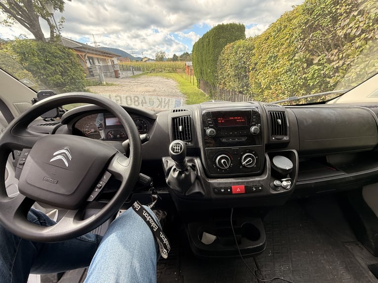 Citroën Jumper Pferdetransporter | nur 4.000 km | BJ 10/2021 | keine NOVA | 3,5 t | 120 kW | Euro 6! Citroën Jumper Pferdetransporter | nur 4.000 km | BJ 10/2021 | keine NOVA | 3,5 t | 120 kW | Euro 6!