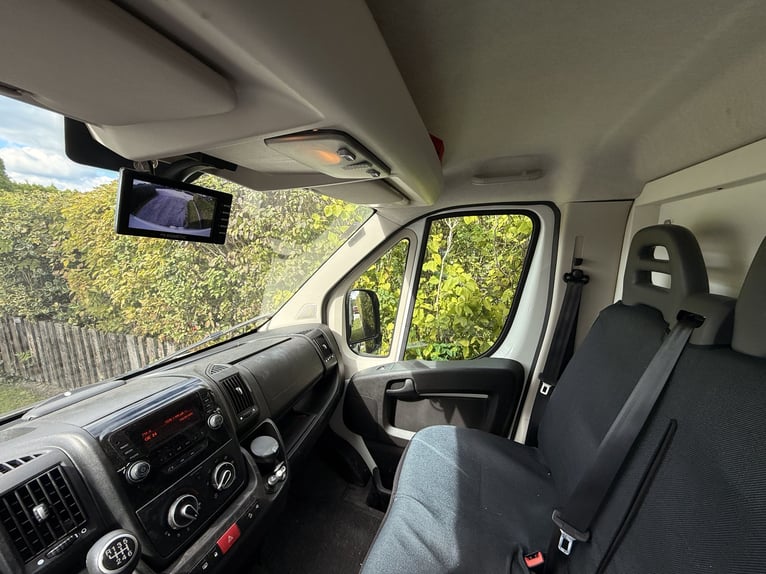 Citroën Jumper Pferdetransporter | nur 4.000 km | BJ 10/2021 | keine NOVA | 3,5 t | 120 kW | Euro 6! Citroën Jumper Pferdetransporter | nur 4.000 km | BJ 10/2021 | keine NOVA | 3,5 t | 120 kW | Euro 6!