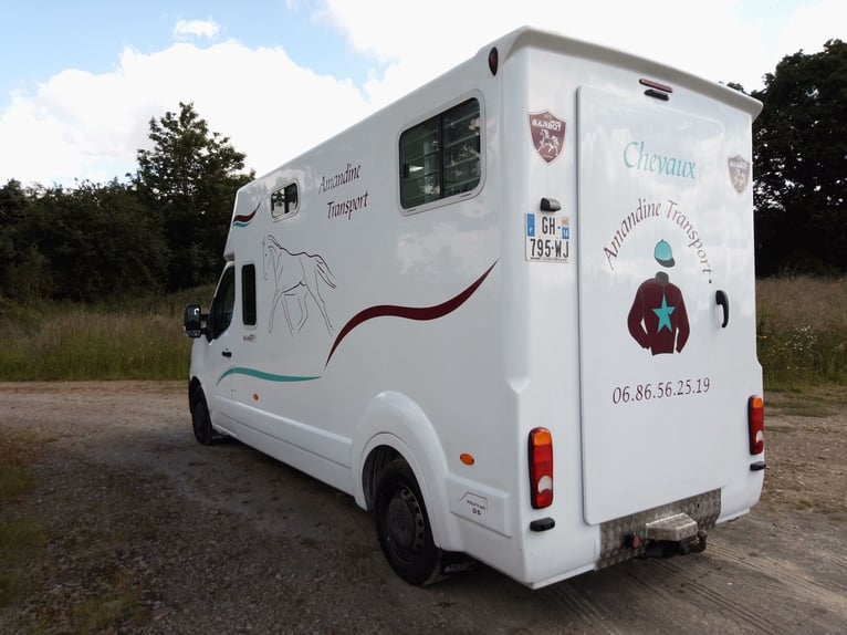 Camion chevaux Barbot