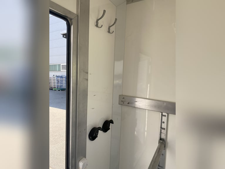 Horse Transporter