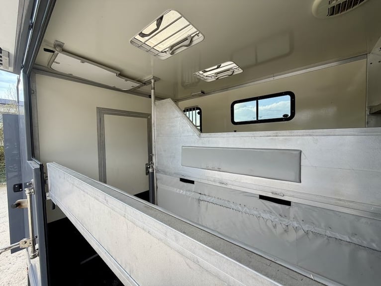 Used Citroën Jumper 2-Horse Transporter, 3-Seater