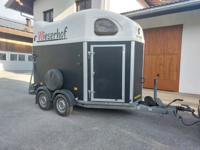 Dippel Pferdeanhänger 