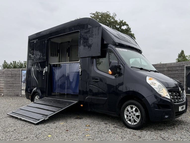Horse Transport Vehicle Renault Primero