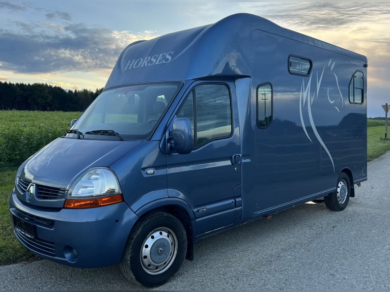 Horsebox Theault Deluxe
